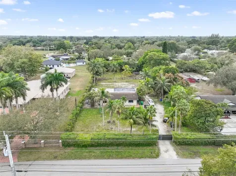 14000 SW 20th Street Davie FL 33325