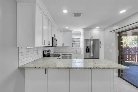 2675 NW 99th Avenue Coral Springs FL 33065