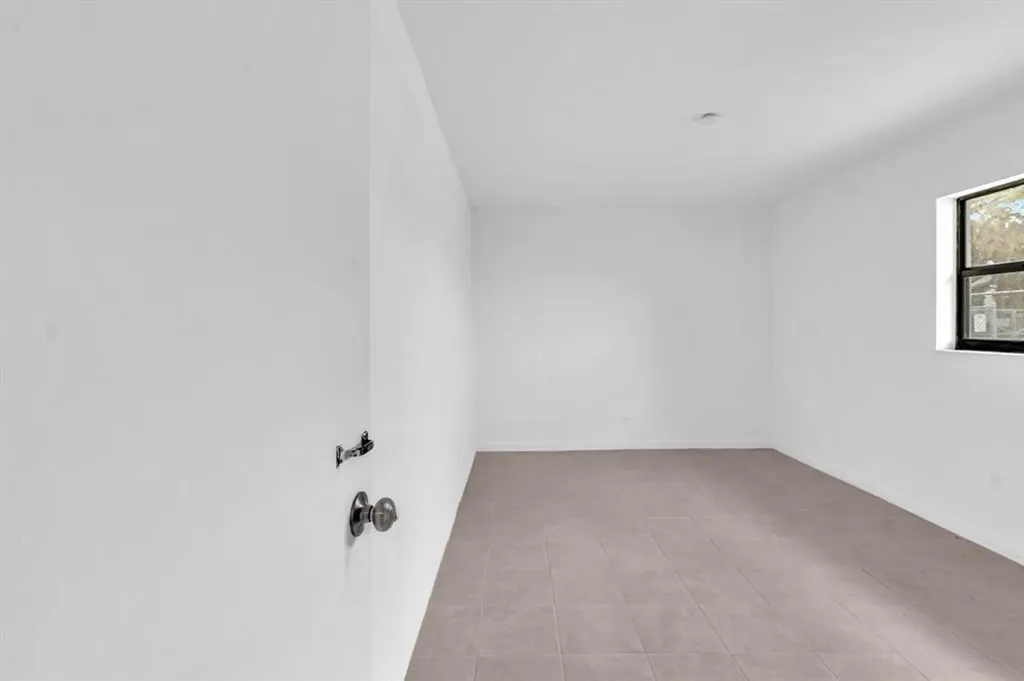 5748 NW 27th Court Fort Lauderdale FL 33313