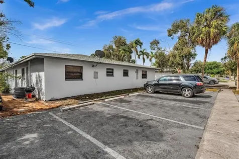5748 NW 27th Court Fort Lauderdale FL 33313