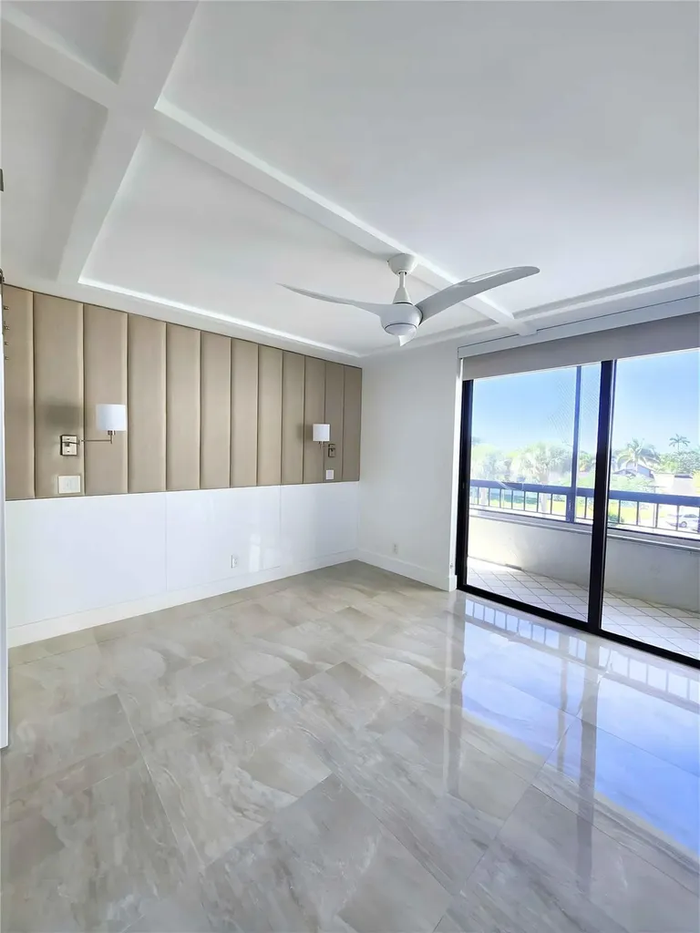 6463 La Costa Drive Boca Raton FL 33433