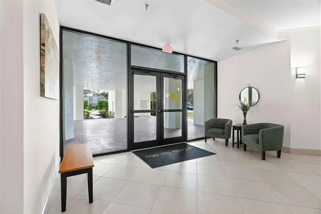 6463 La Costa Drive Boca Raton FL 33433