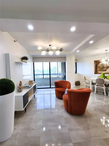 6463 La Costa Drive Boca Raton FL 33433