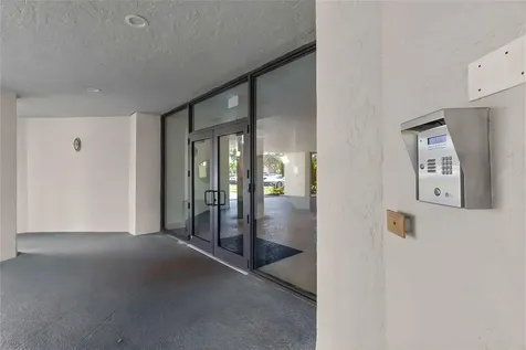 6463 La Costa Drive Boca Raton FL 33433