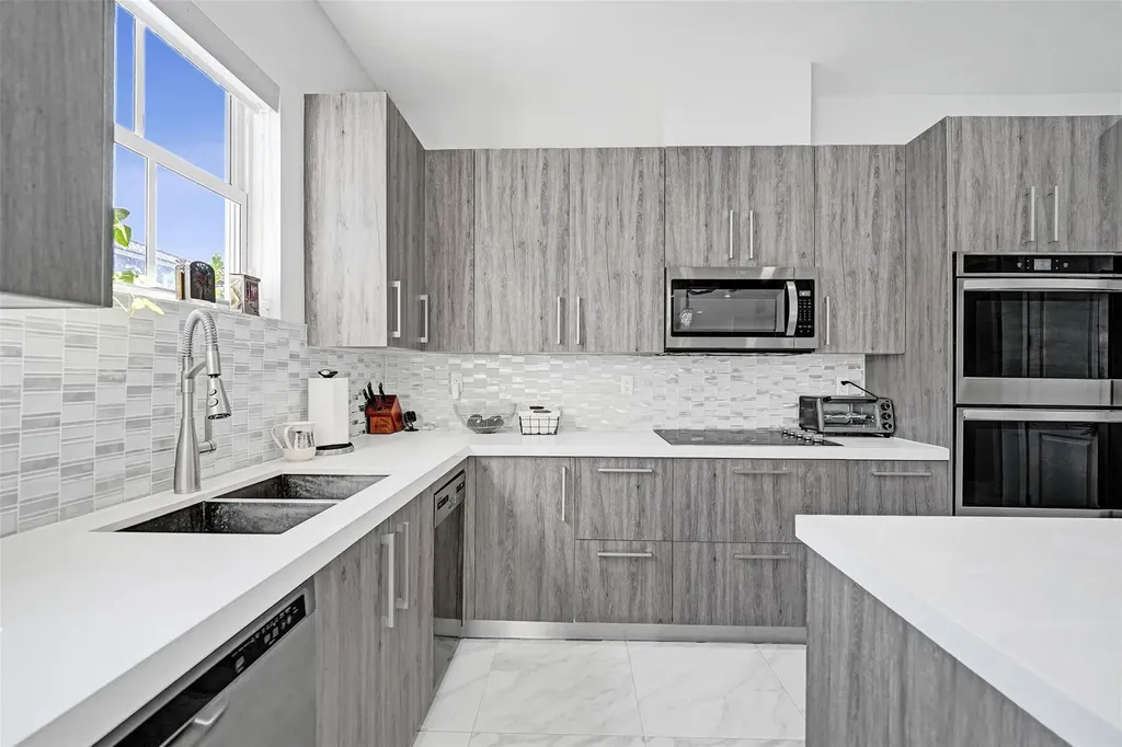 3534 Forest View Circle Dania Beach FL 33312