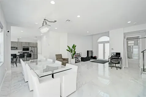 3534 Forest View Creek Dania Beach FL 33312