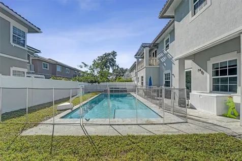 3534 Forest View Creek Dania Beach FL 33312