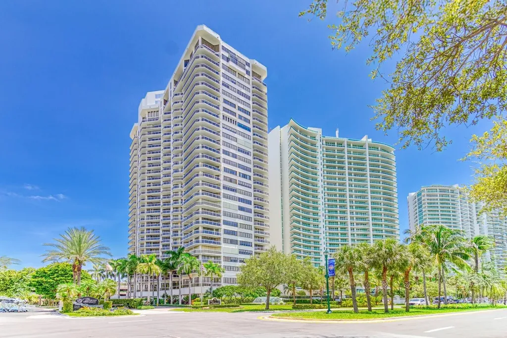 20185 E Country Club Drive Aventura FL 33180