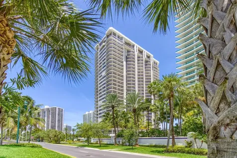 20185 E Country Club Drive Aventura FL 33180