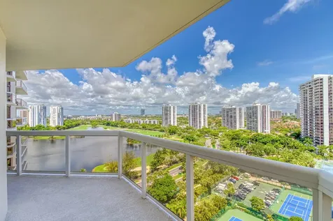 20185 E Country Club Drive Aventura FL 33180