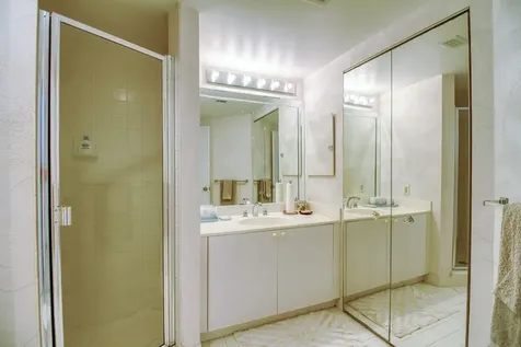 20185 E Country Club Drive Aventura FL 33180