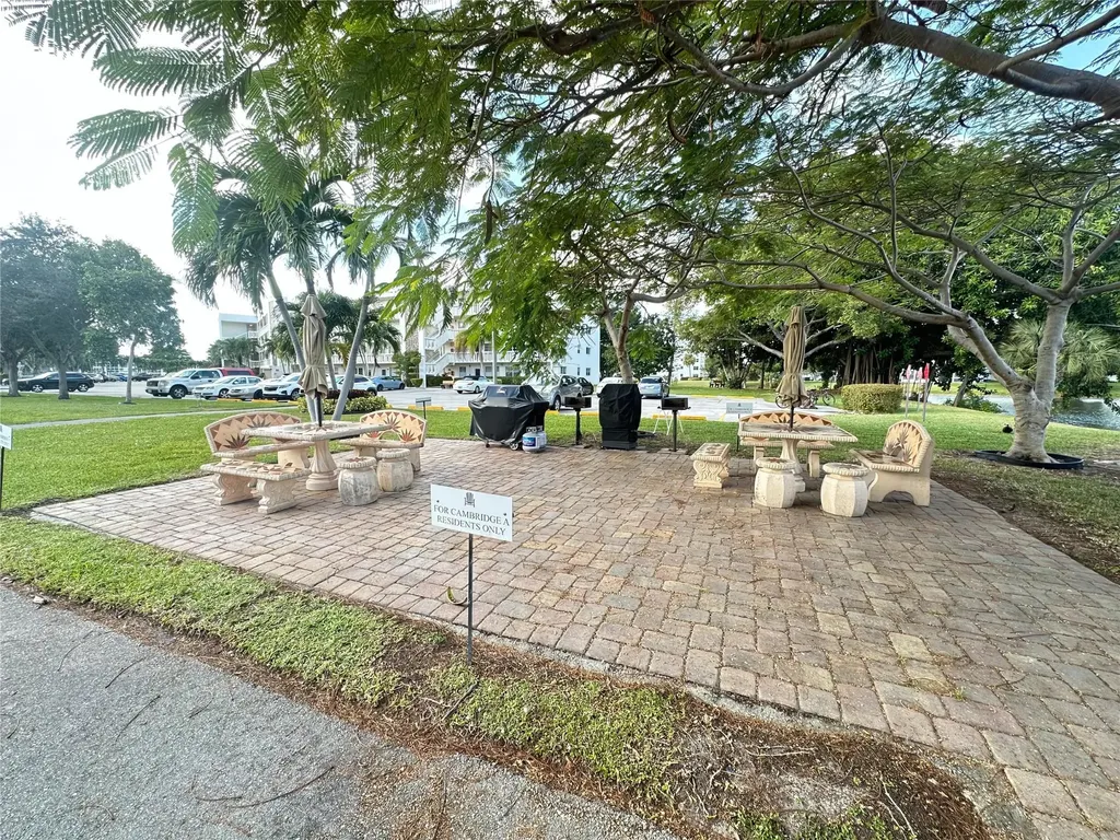 3006 Cambridge A Deerfield Beach FL 33442