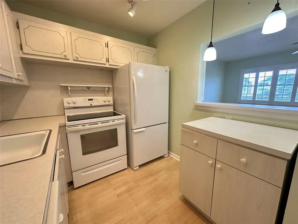 3006 Cambridge A Deerfield Beach FL 33442