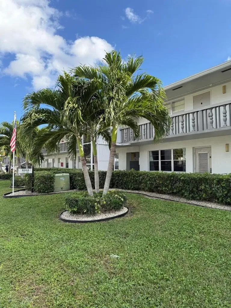 180 Markham I Deerfield Beach FL 33442