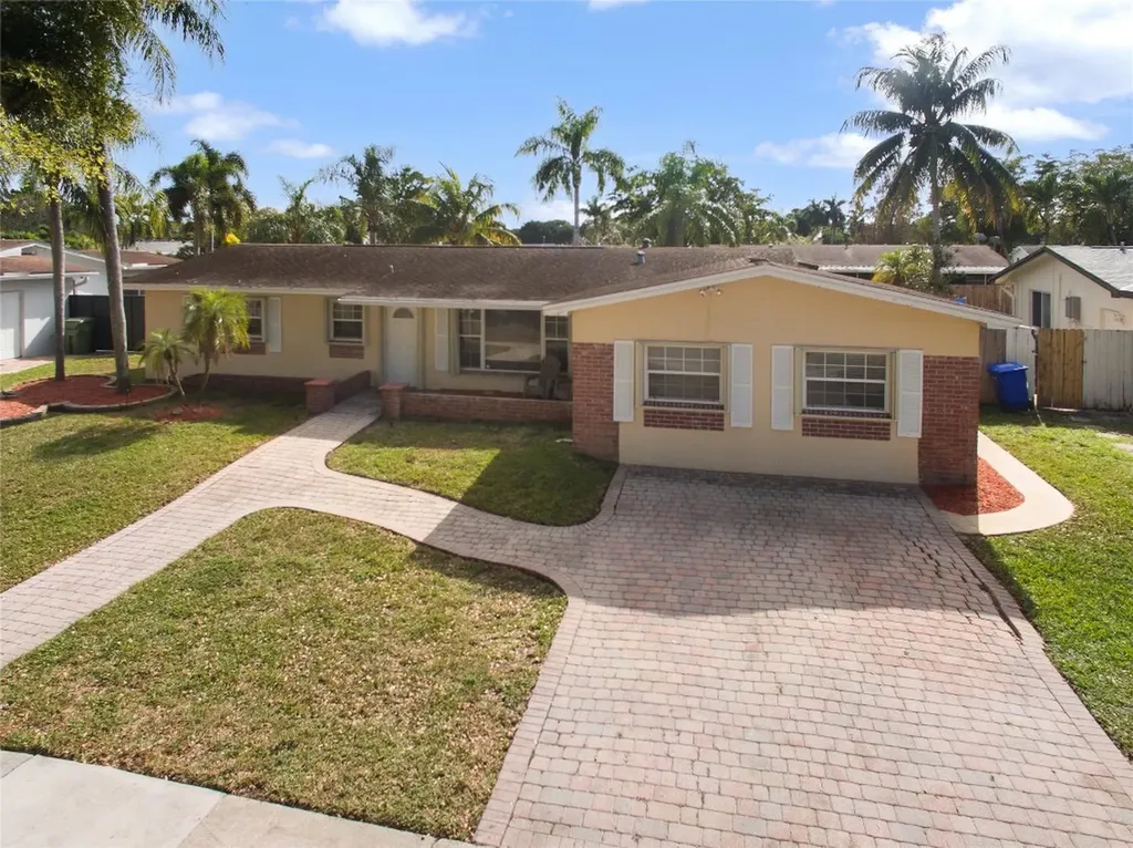 10430 NW 19th Street Pembroke Pines FL 33026
