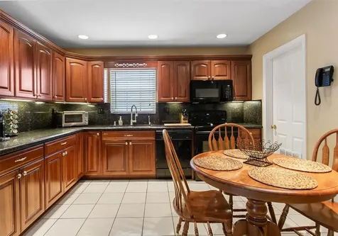 10430 NW 19th Street Pembroke Pines FL 33026
