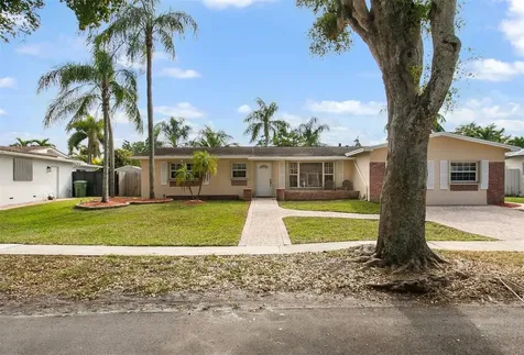 10430 NW 19th Street Pembroke Pines FL 33026