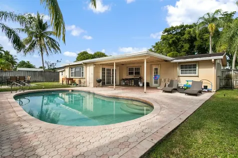 10430 NW 19th Street Pembroke Pines FL 33026
