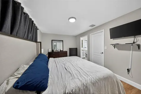 348 NW 40th Court Oakland Park FL 33309