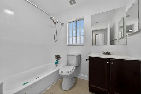 348 NW 40th Court Oakland Park FL 33309