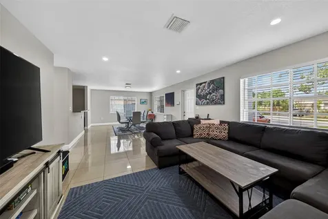 348 NW 40th Court Oakland Park FL 33309