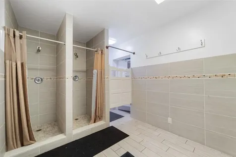 2201 NE 66th Street Fort Lauderdale FL 33308