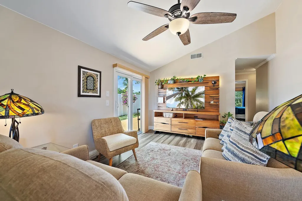 8443 Garden Gate Place Boca Raton FL 33433