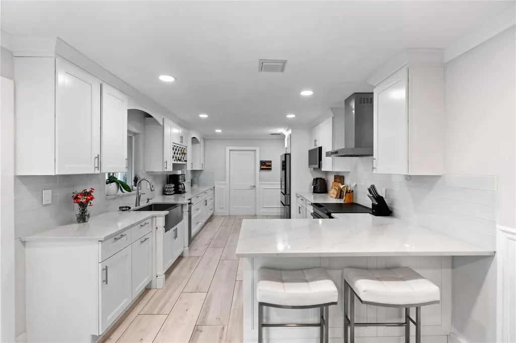 2615 NE 26th Street Fort Lauderdale FL 33305