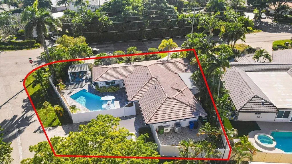 2615 NE 26th Street Fort Lauderdale FL 33305