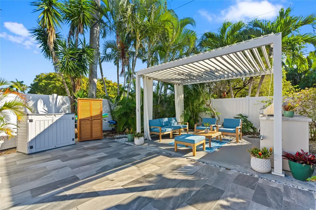 2615 NE 26th Street Fort Lauderdale FL 33305