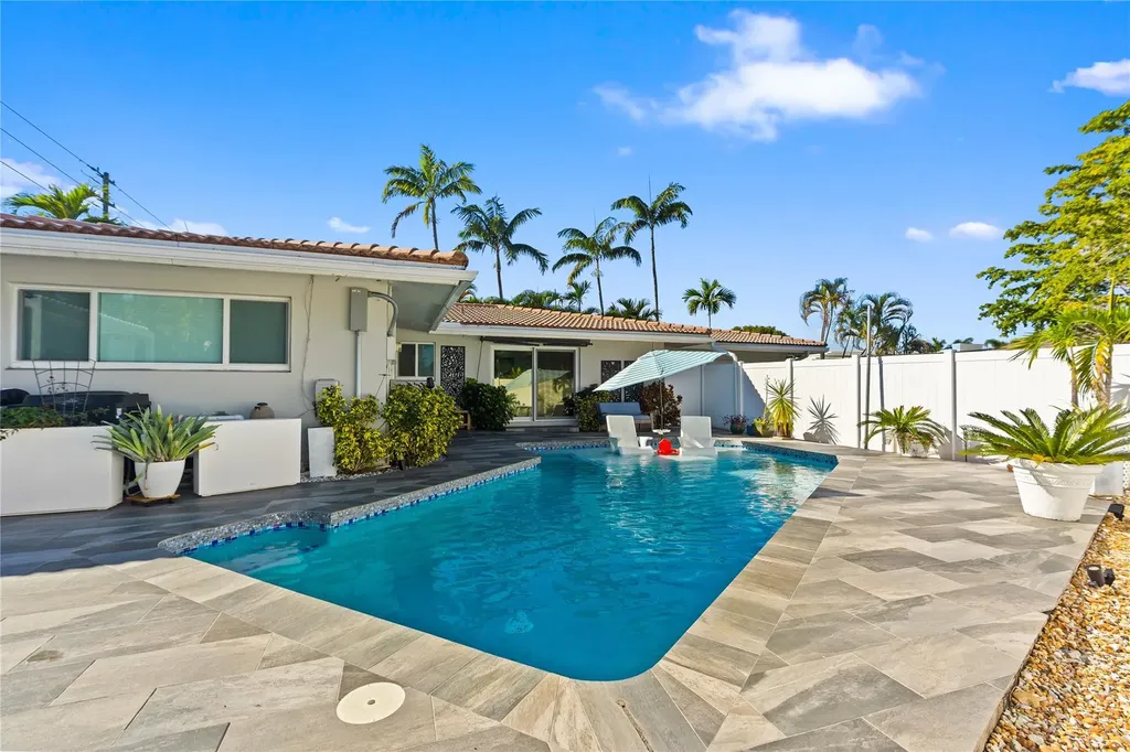 2615 NE 26th Street Fort Lauderdale FL 33305
