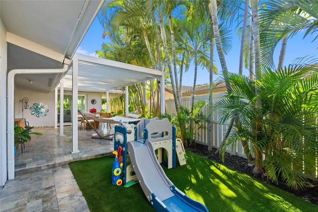 2615 NE 26th Street Fort Lauderdale FL 33305