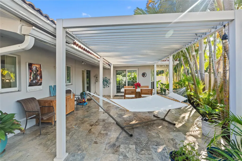 2615 NE 26th Street Fort Lauderdale FL 33305