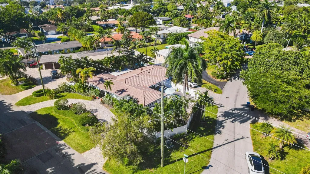 2615 NE 26th Street Fort Lauderdale FL 33305