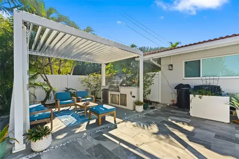2615 NE 26th Street Fort Lauderdale FL 33305