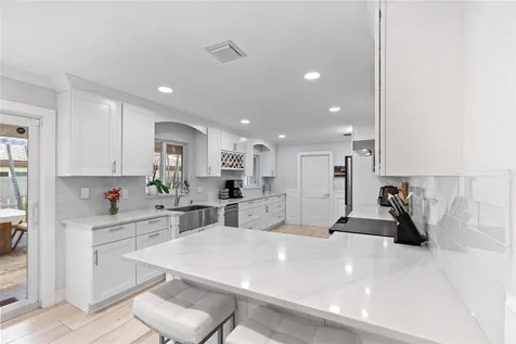 2615 NE 26th Street Fort Lauderdale FL 33305