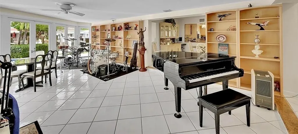 2920 NE 23rd Street Pompano Beach FL 33062