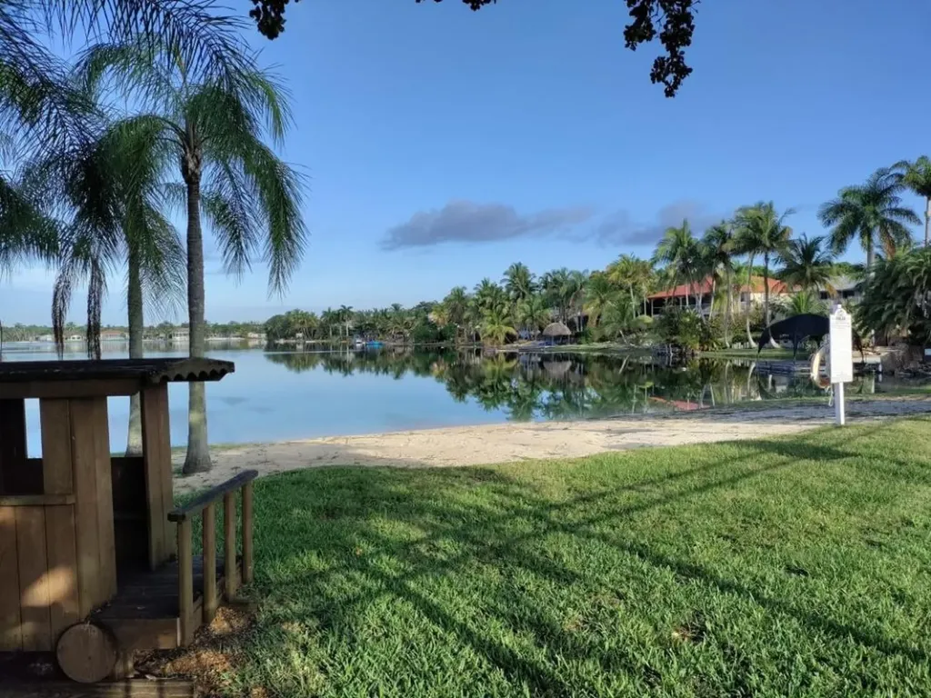 7945 SW 199th Terrace Cutler Bay FL 33189