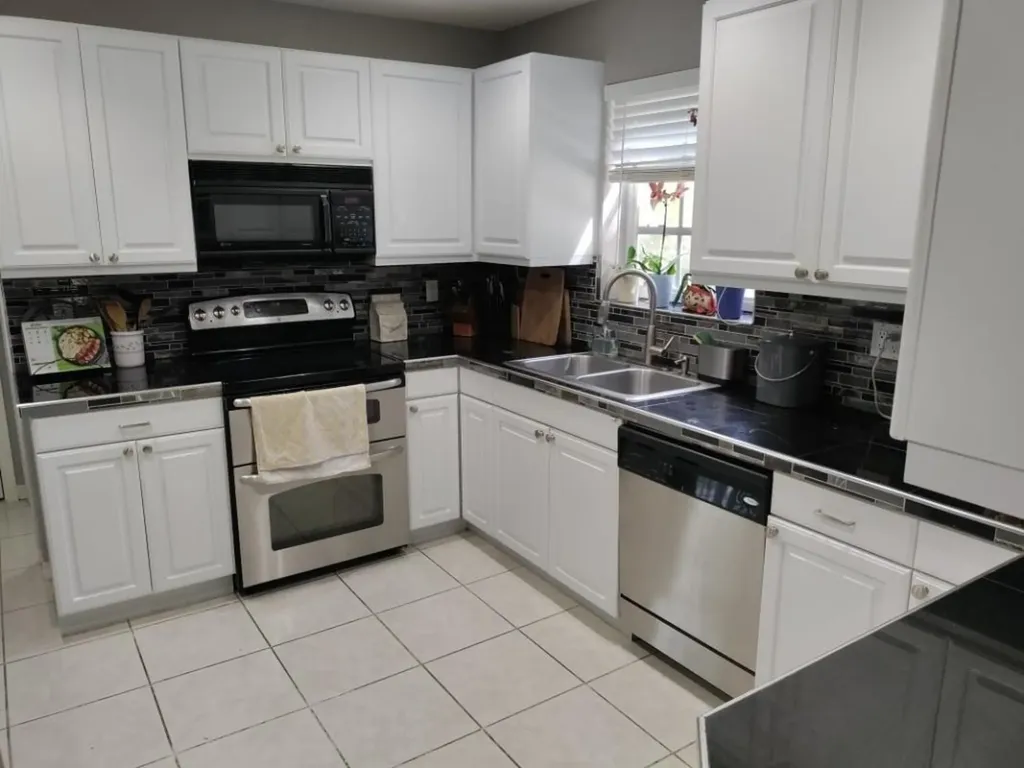 7945 SW 199th Terrace Cutler Bay FL 33189