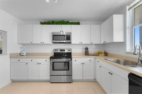3100 NE 49th Street Fort Lauderdale FL 33308
