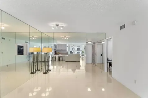 3100 NE 49th Street Fort Lauderdale FL 33308