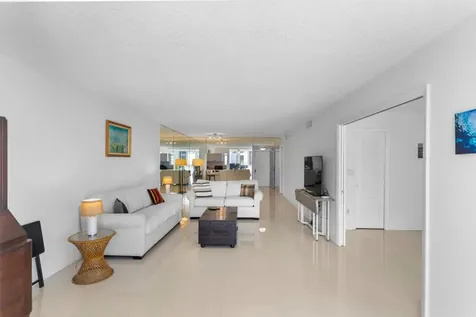 3100 NE 49th Street Fort Lauderdale FL 33308