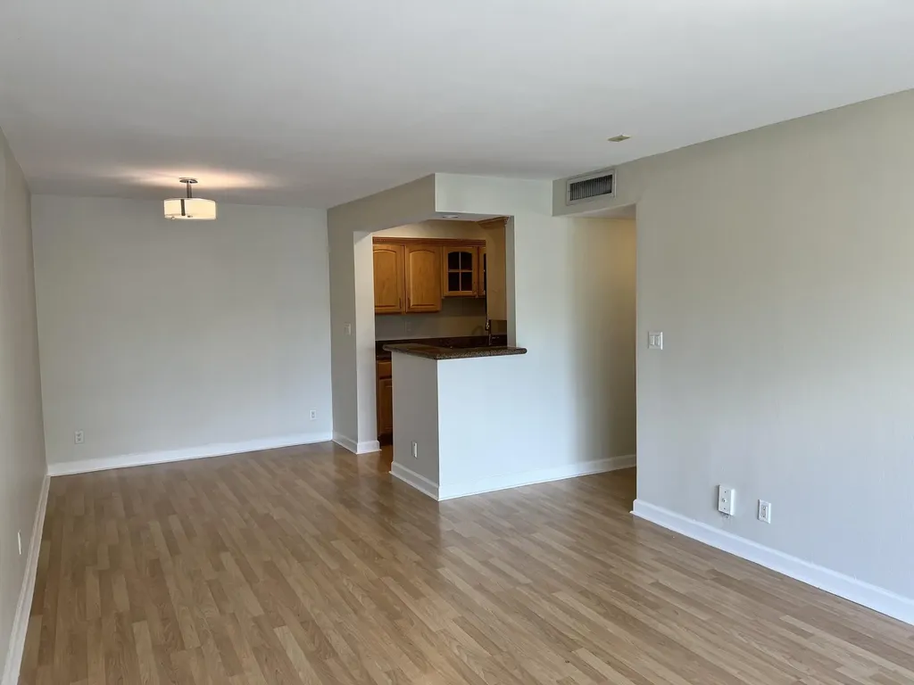 1515 E Broward Boulevard Fort Lauderdale FL 33301