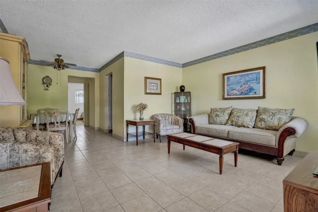2000 NE 51st Court Fort Lauderdale FL 33308