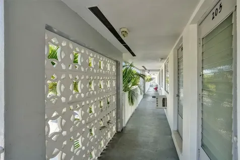 2000 NE 51st Court Fort Lauderdale FL 33308