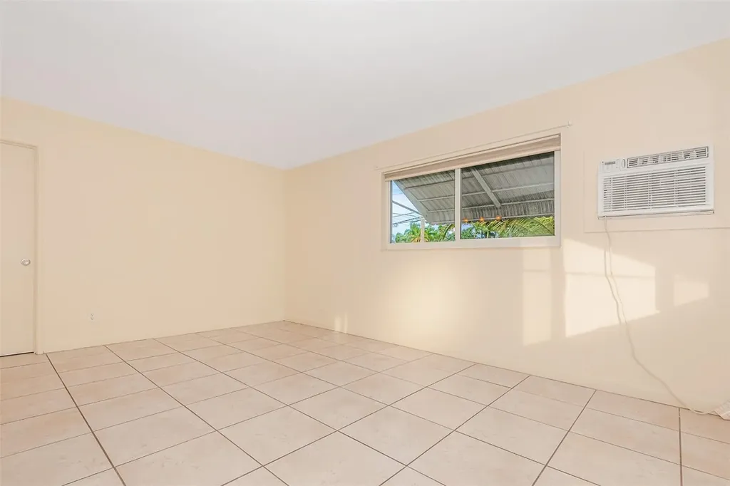 2581 NE 11th Court Pompano Beach FL 33062