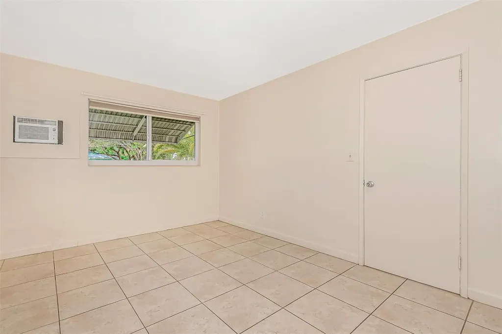 2581 NE 11th Court Pompano Beach FL 33062