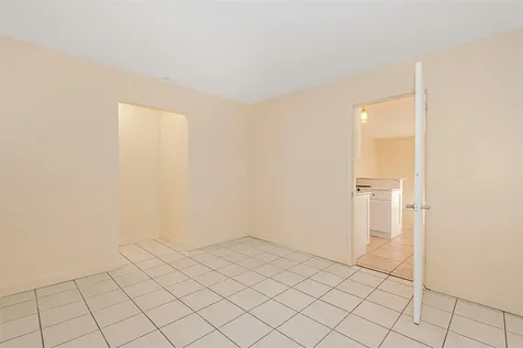 2581 NE 11th Court Pompano Beach FL 33062