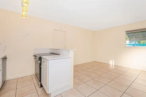 2581 NE 11th Court Pompano Beach FL 33062