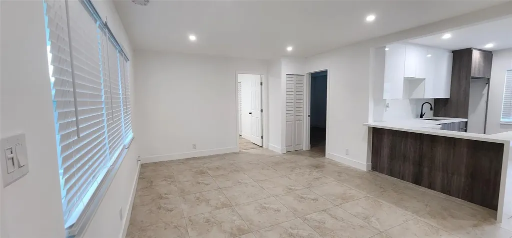 4841 NE 5th Terrace Fort Lauderdale FL 33334
